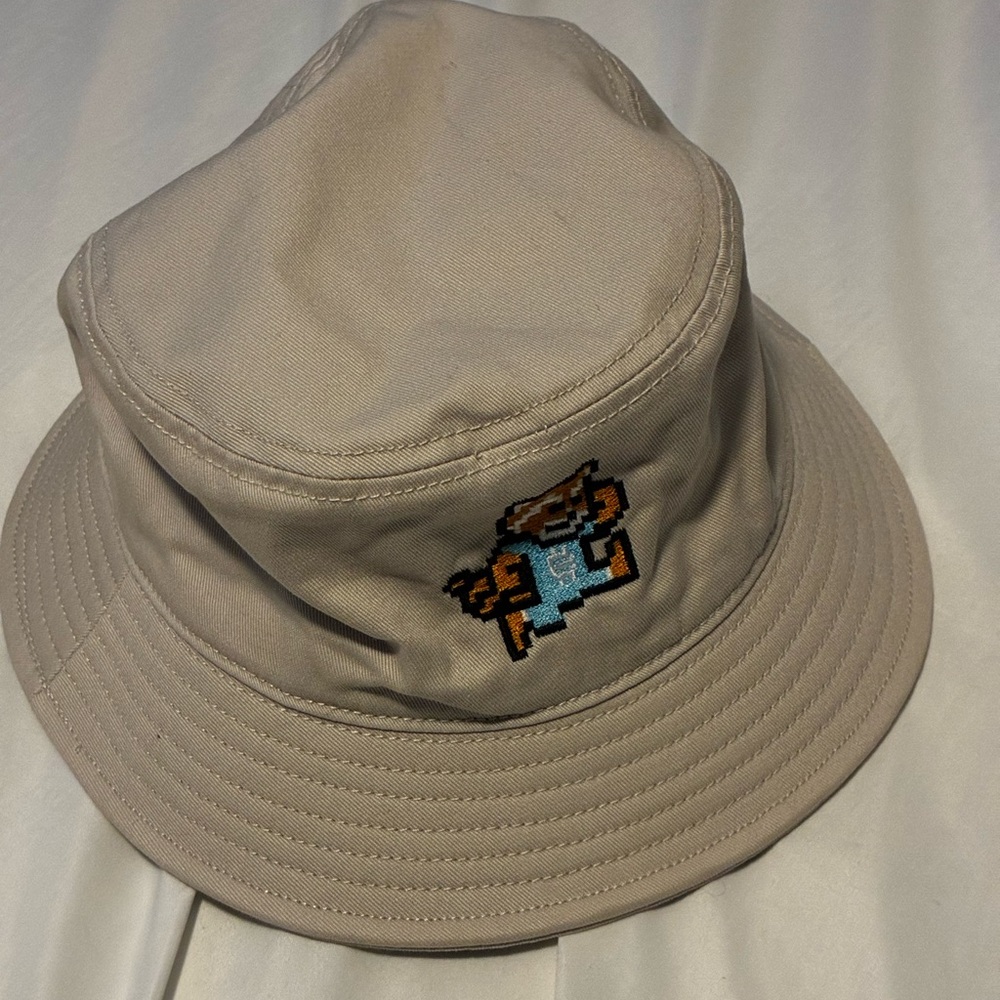 Tan Bucket Hat with Embroidered Bear